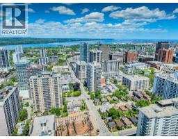 67 CAROLINE Street S UnitNo. 302 (B) - 47