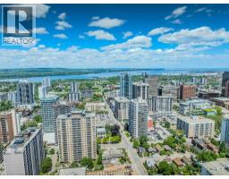 67 CAROLINE Street S UnitNo. 302 (B) - 48