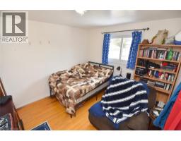 682 MOHAWK Road W - 26