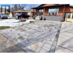 682 MOHAWK Road W - 42