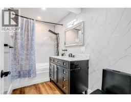 8 MOUNTSBERG Road - 14