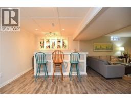 21 GUEST Street - 35