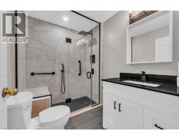 36 MACKLIN Street N - 17