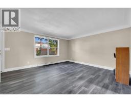 36 MACKLIN Street N - 8