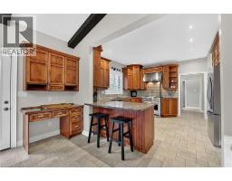 40 PARKWOOD Road - 25