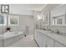 40 PARKWOOD Road - 34