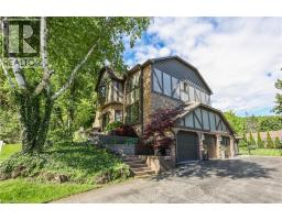 40 PARKWOOD Road - 5