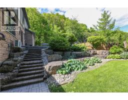 40 PARKWOOD Road - 6