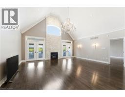 85 HILLCROFT Drive - 11