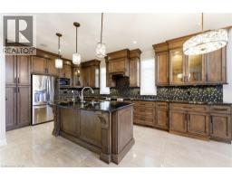 85 HILLCROFT Drive - 15