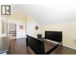 85 HILLCROFT Drive - 33
