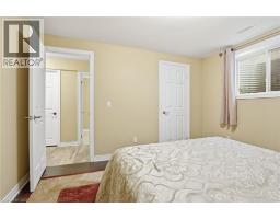 104 ANASTASIA Boulevard - 32