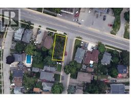 228 QUEENSTON Street - 2