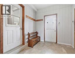 1767 CENTRE Road - 16