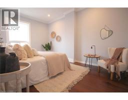 153 WELLINGTON Street N - 25