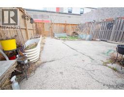153 WELLINGTON Street N - 34
