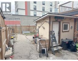 153 WELLINGTON Street N - 36