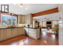 228 GLENARIFF Drive - 13