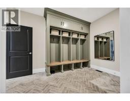 1128 MOLESWORTH Street - 16
