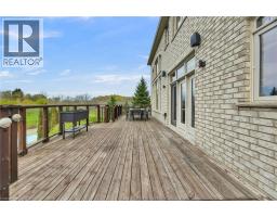 1128 MOLESWORTH Street - 42