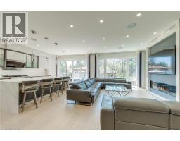 1362 KENMUIR Avenue - 13