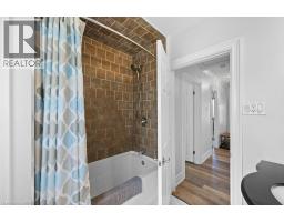 830 MOHAWK Road E - 18