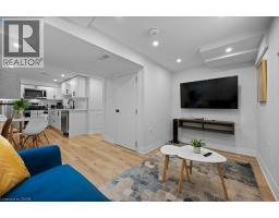 830 MOHAWK Road E - 33