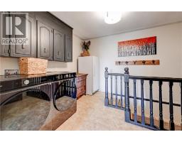 750 ELIZABETH Street E - 16