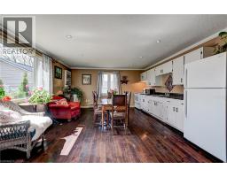750 ELIZABETH Street E - 23