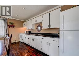 750 ELIZABETH Street E - 26
