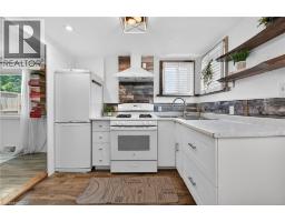 3824 ROXBOROUGH Avenue - 28