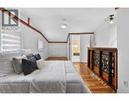 3824 ROXBOROUGH Avenue - 41