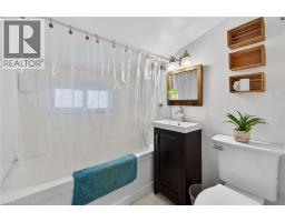3824 ROXBOROUGH Avenue - 42