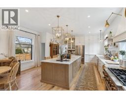 123 MAIN Street W - 14