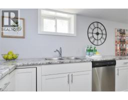 78 PRICE Avenue - 34
