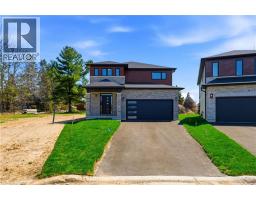 23 WOODVALLEY Court - 1