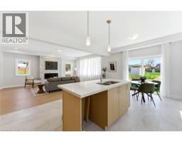 23 WOODVALLEY Court - 7