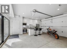 40 STANLEY Avenue - 40