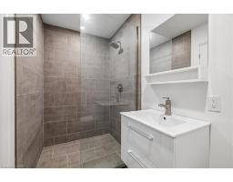 40 STANLEY Avenue - 44