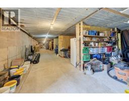 875 SAFARI Road - 43