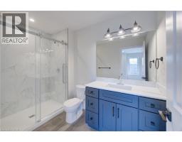 723 ELMA Street W - 19