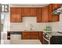 31 CAMERON Avenue - 10