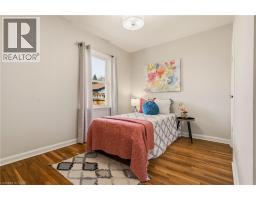 31 CAMERON Avenue - 16