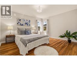 31 CAMERON Avenue - 17