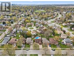625 PINE ISLAND Crescent - 40
