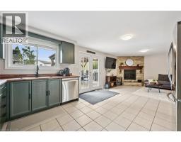625 PINE ISLAND Crescent - 8