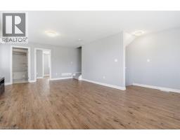 3 HAGAR Street - 19