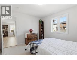 18 VIC CHAMBERS Place - 14