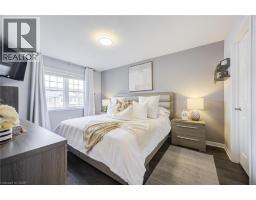 766 CHALLINOR Terrace - 12