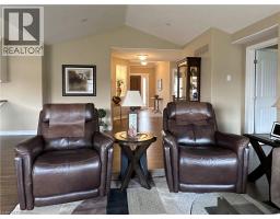 99 ANGLER Avenue - 10